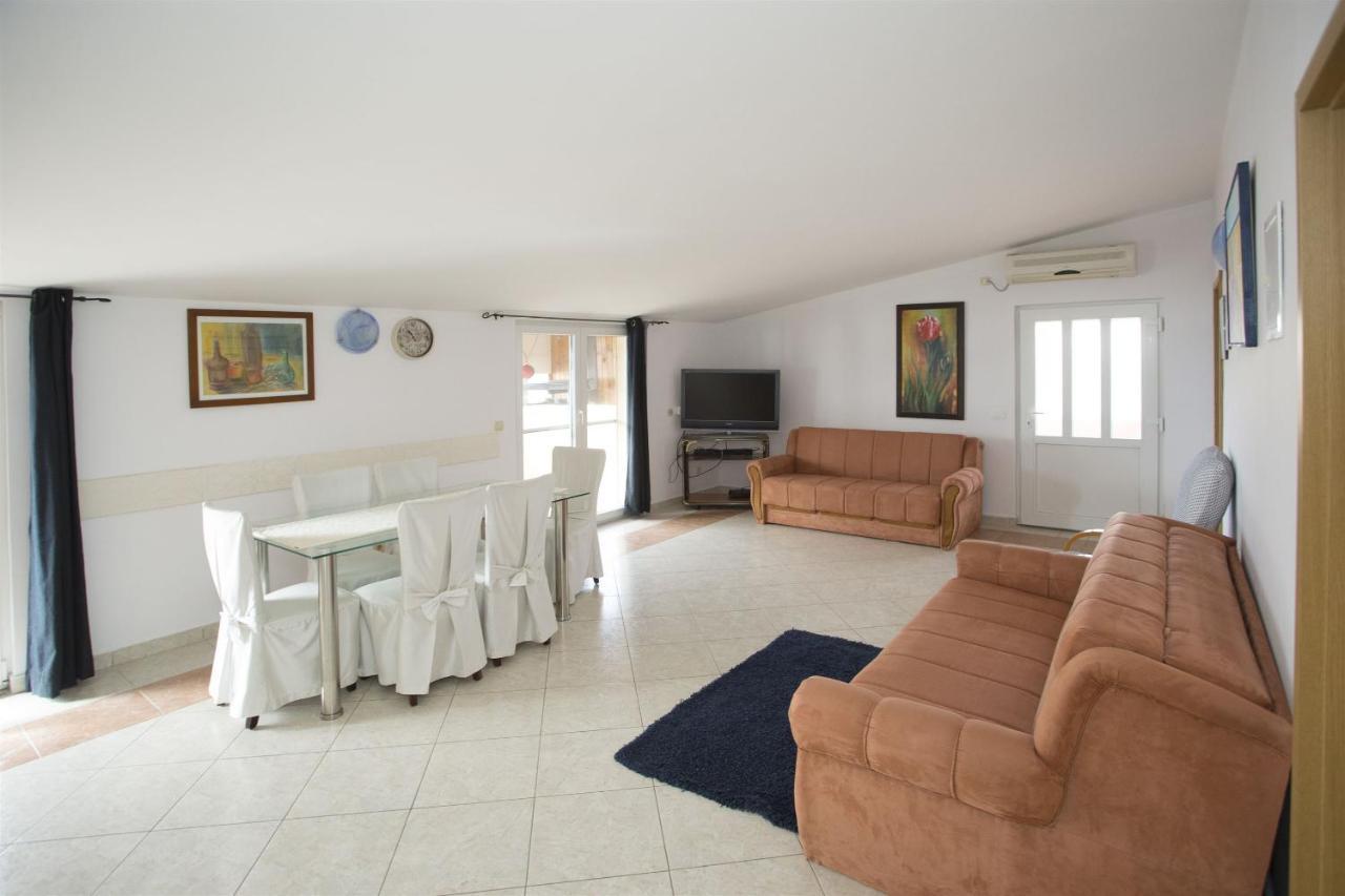 Apartments Gudelj Trogir Exteriör bild