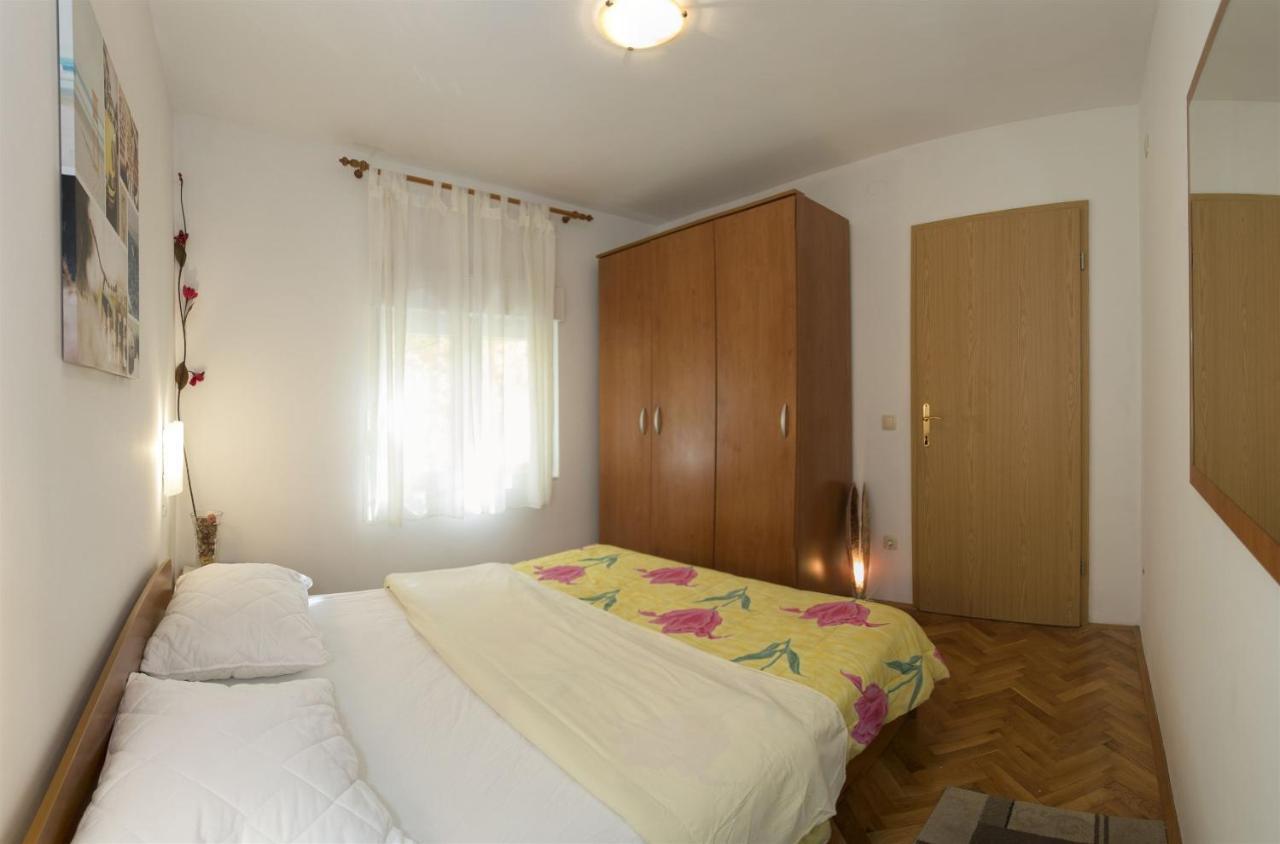 Apartments Gudelj Trogir Exteriör bild