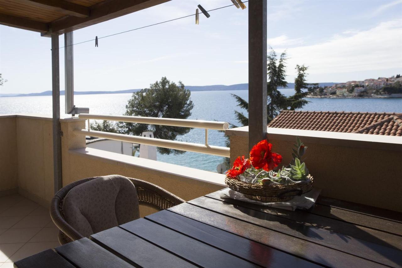 Apartments Gudelj Trogir Exteriör bild