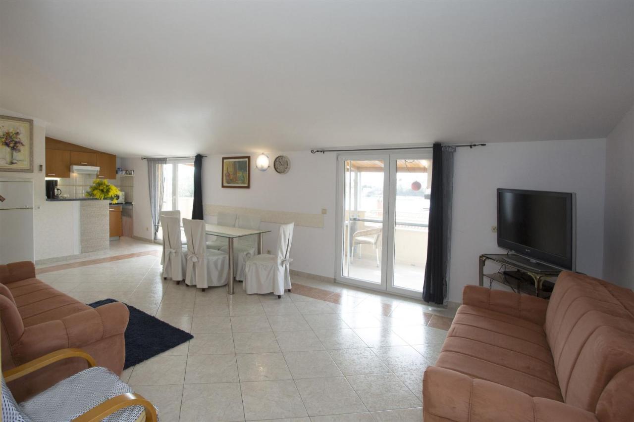 Apartments Gudelj Trogir Exteriör bild
