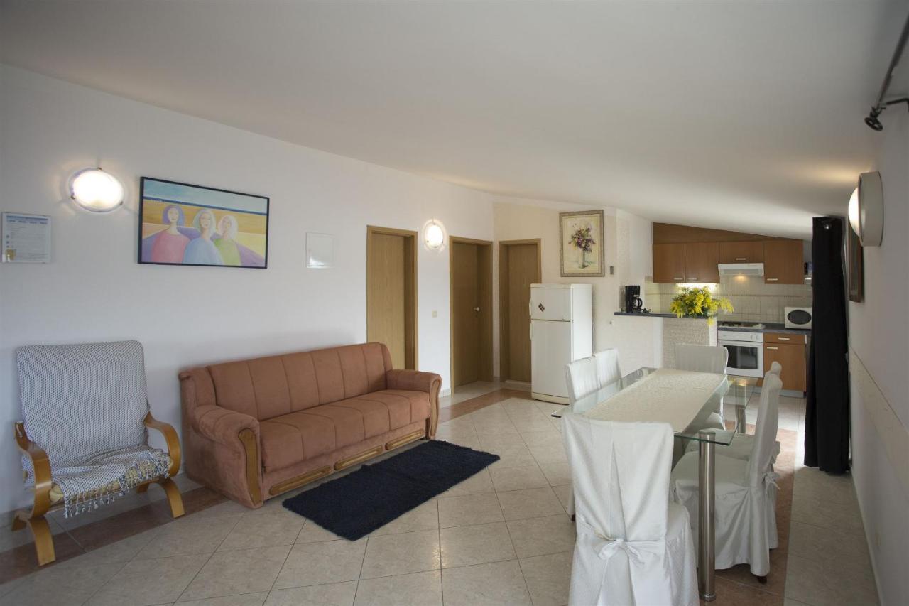 Apartments Gudelj Trogir Exteriör bild